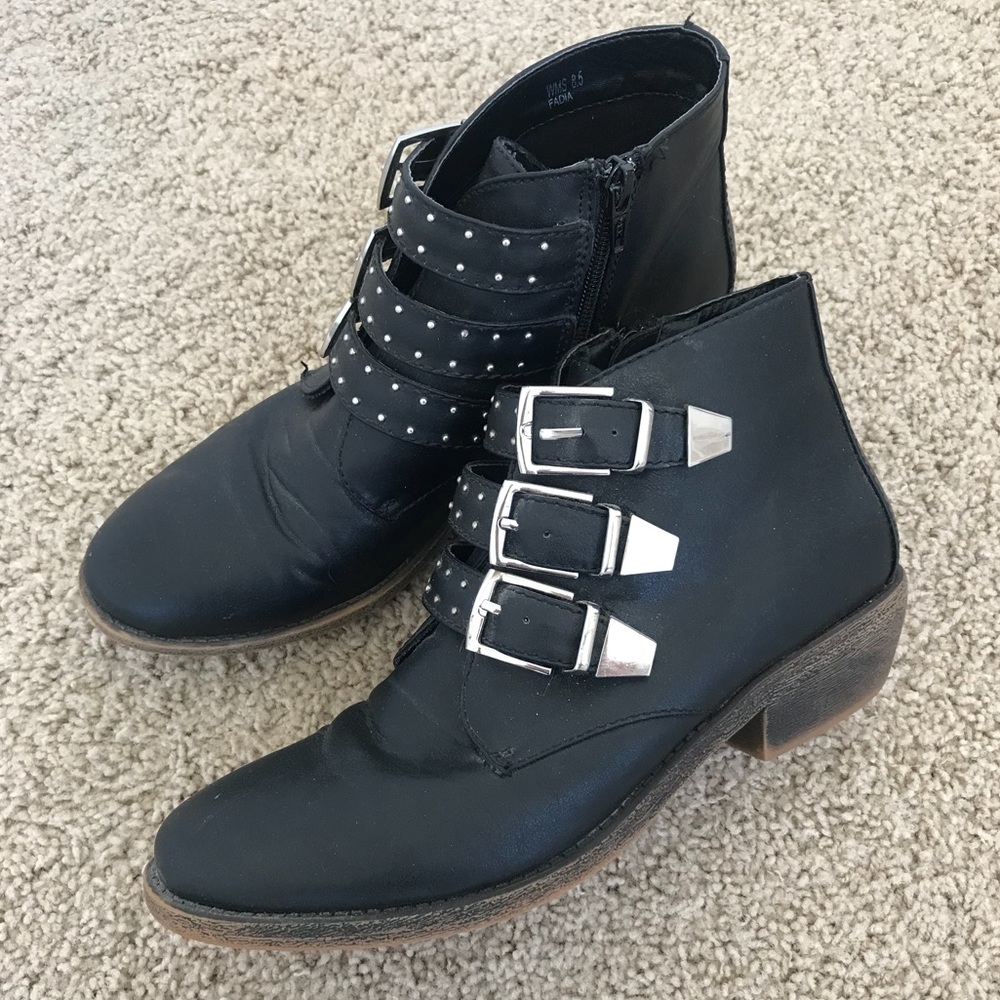 Black Buckle Boots